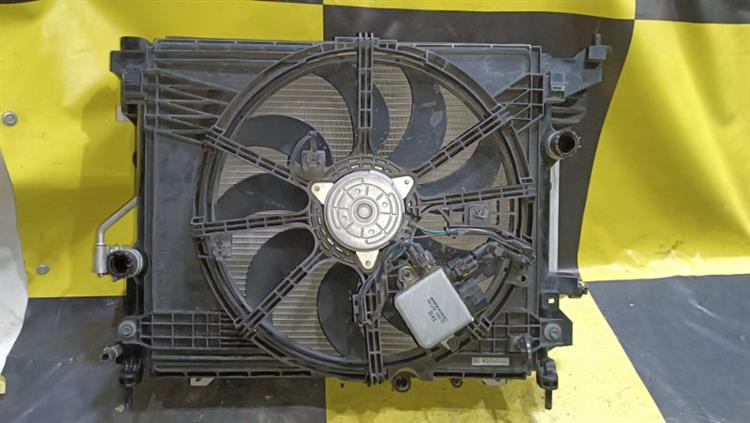 Радиатор основной Ниссан Нот в Феодосии 105188