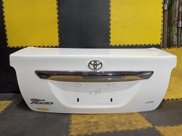 Крышка багажника Тойота Королла Аксио в Феодосии 108392