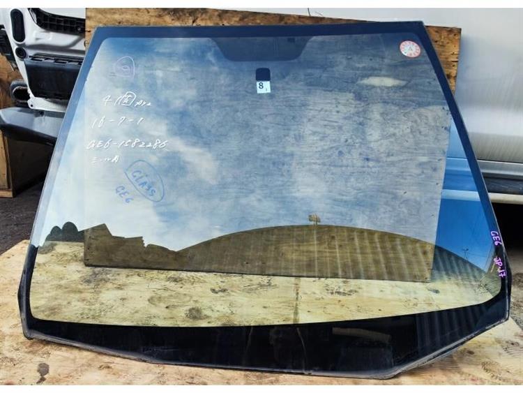 Лобовое стекло Хонда Фит в Феодосии 255791