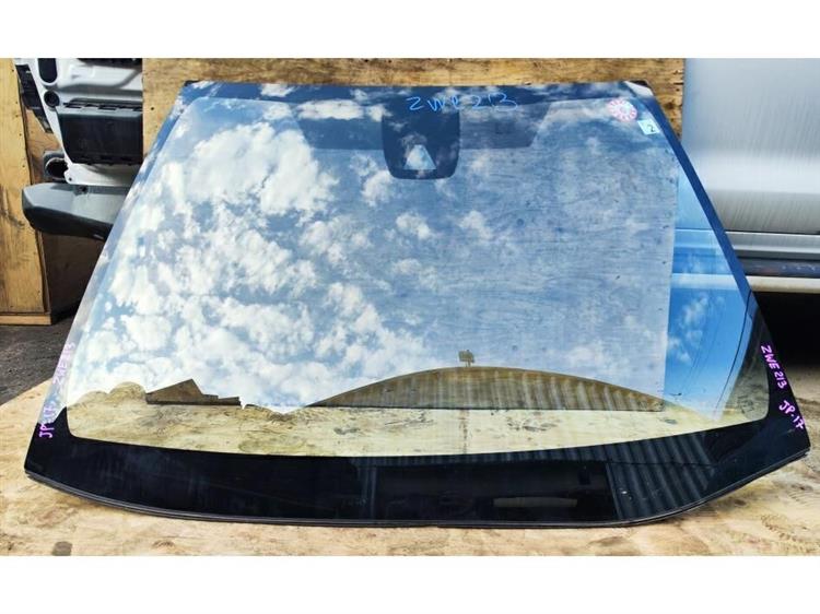 Лобовое стекло Тойота Королла в Феодосии 255796