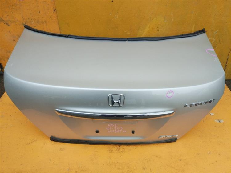 Крышка багажника Хонда Легенд в Феодосии 555211