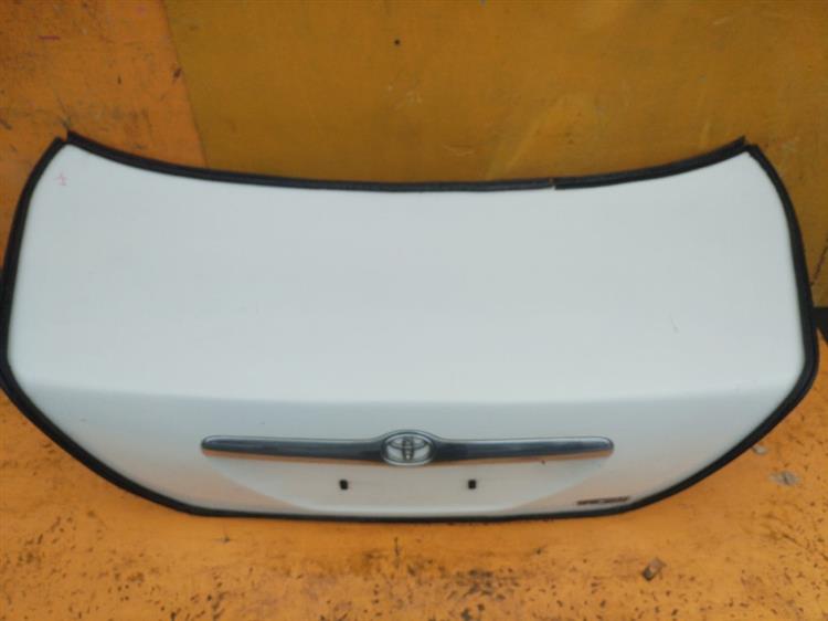 Крышка багажника Тойота Марк 2 в Феодосии 555391
