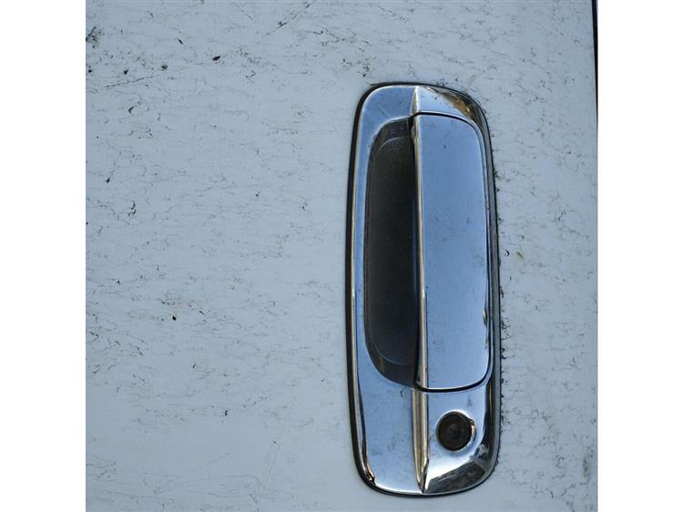 Дверь Тойота Краун в Феодосии 94144